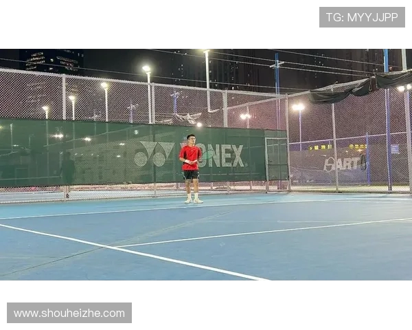 南京网球队与西安网球队赛后复盘探讨灵活性与战术应变能力的较量 南京网球队与西安网球队赛后复盘探讨灵活性与战术应变能力的较量