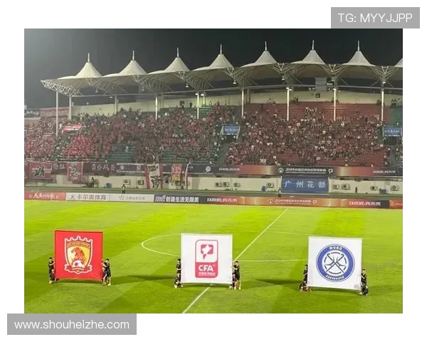 广州足球队的战术变革与球队转型深度解析