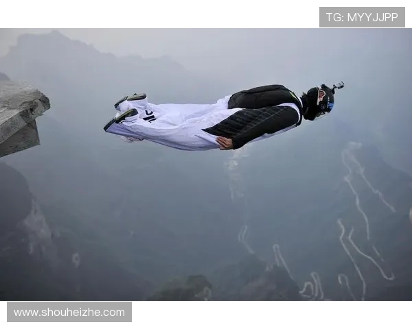 极限运动的魅力与挑战：深入杭州极限运动队的协作与精神探讨