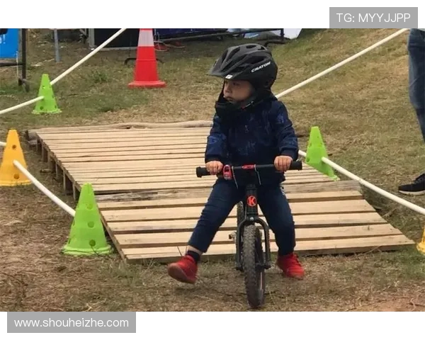 深圳极限运动队与重庆极限运动队赛后分析及比赛节奏探讨 深圳极限运动队与重庆极限运动队赛后分析及比赛节奏探讨