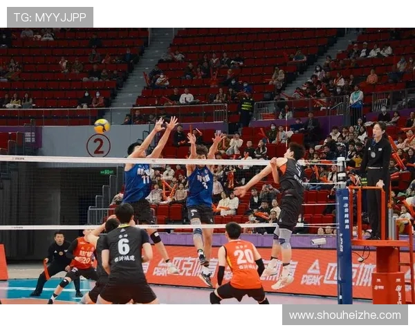 山东男排与江苏男排激战正酣谁能在这场较量中笑到最后